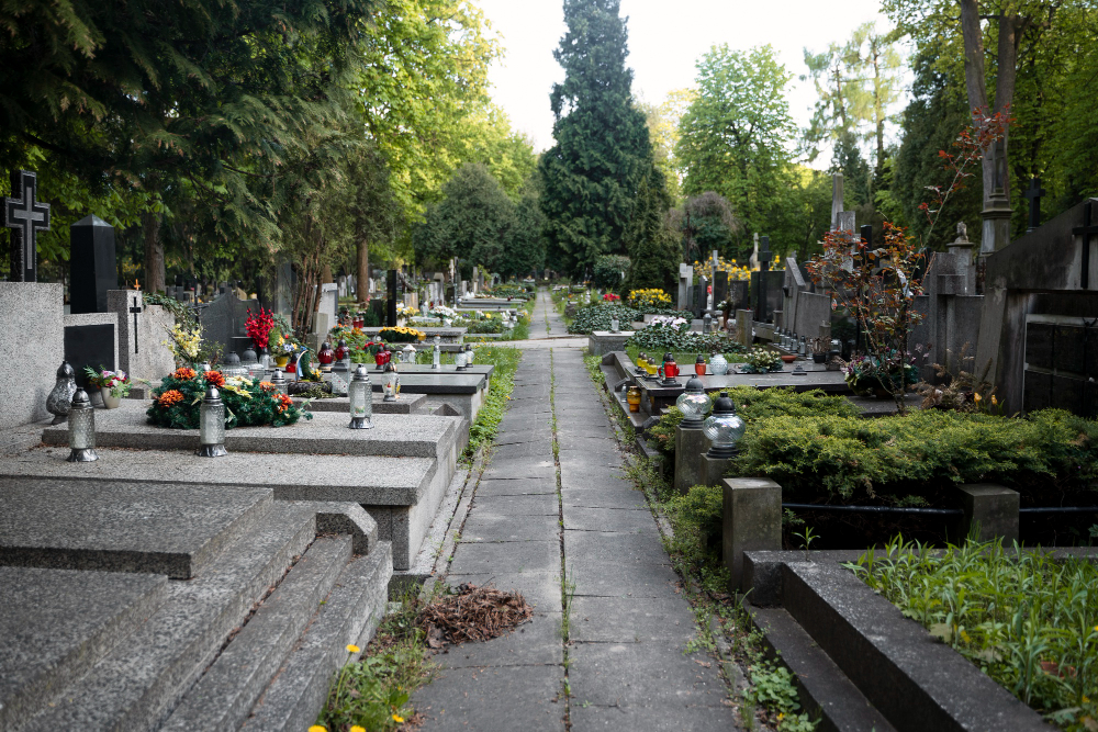 Dove comprare composizione di fiori per funerale a Milano?